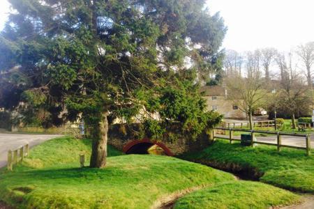 The Barn Villa Wykeham  Exterior photo